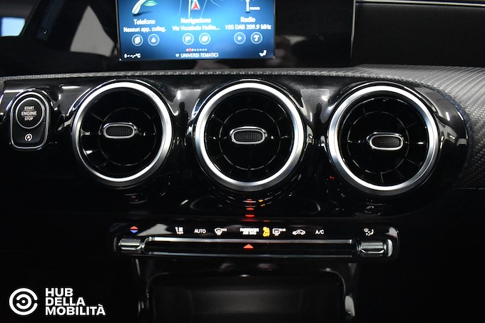 MERCEDES-BENZ A 180 d Executive